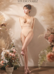 맹승지 11월 바디수트 화보