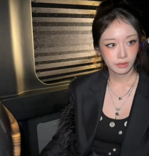 티아라 지연 블랙 시크룩4