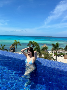 김해리 비키니 코디